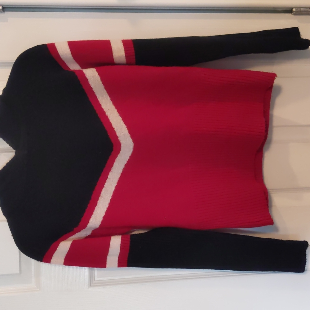 Vintage Hooded Sweater